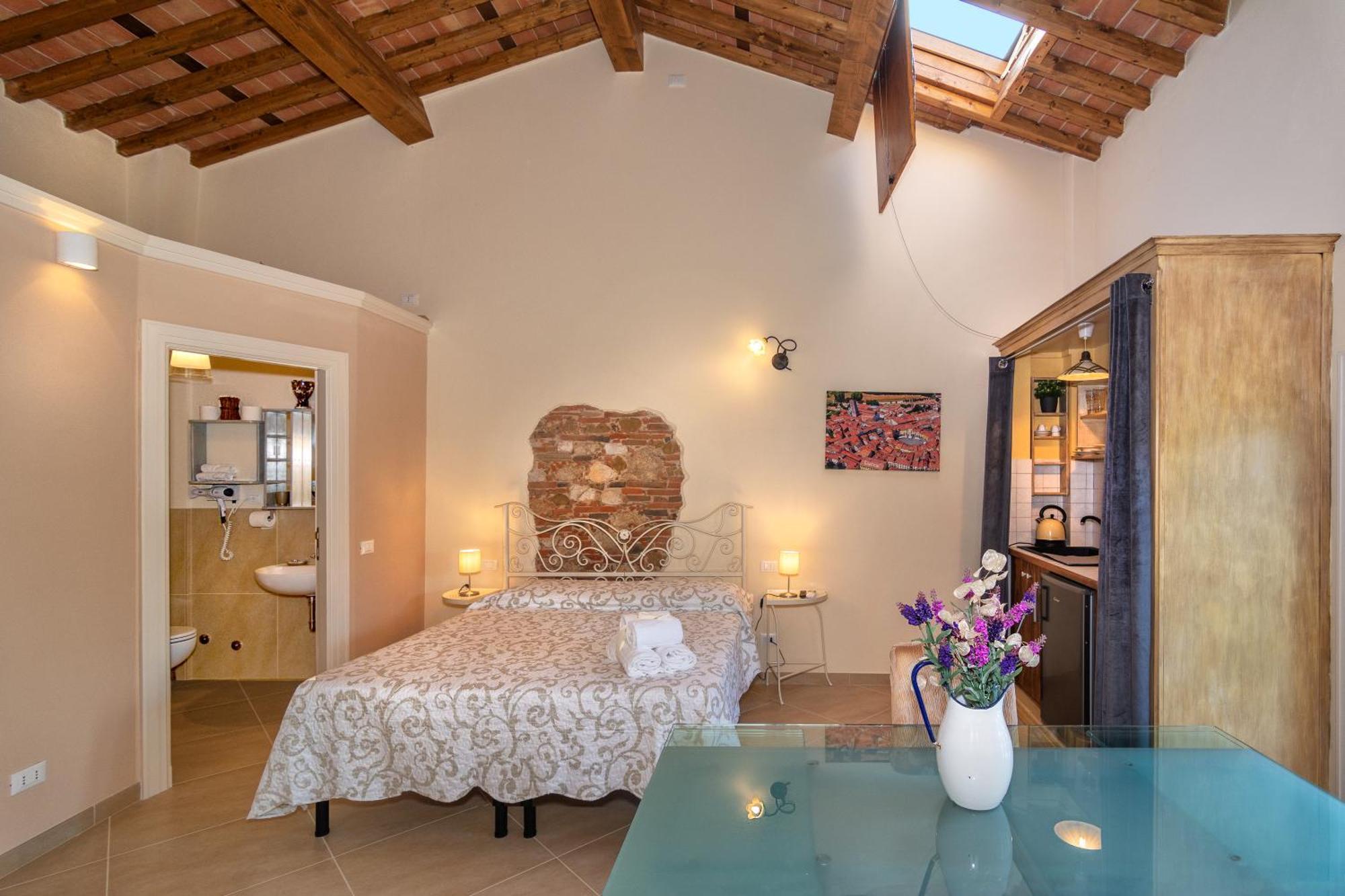 B&B Il Giardino Dei Poeti And Apartaments Lucca Buitenkant foto